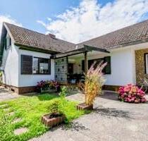 Einfamilienhaus mit 2 zusätzlichen Wohneinheiten - Nordhausen