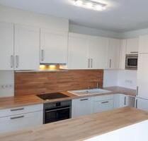 Verkaufe vermietete 3-Zi-EG-Wohnung in Neckarrems mit EBK - Remseck am Neckar