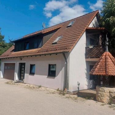 Foto - Schönes Haus zu vermieten - 1.080,00&nbsp;EUR Kaltmiete, ca.&nbsp; 120,00&nbsp;m&sup2;