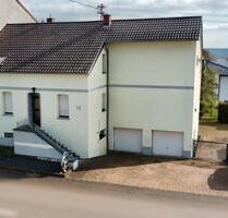 Provisionsfrei & sofort verfügbar, Sonnendurchflutet, 2 Wohnungen - Heusweiler