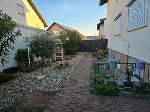 Foto - 2 Zimmer Dachgeschoßwohnung in Fußgönheim