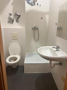 Foto - Eine Zimmer Wohnung zu viermieten