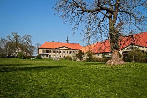 Foto - Modern, individuell und mit einem großartigen Blick in den Gutspark auf dem Rittergut Lucklum