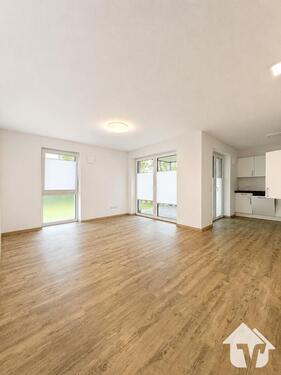 Foto - Wunderschöne 2- Zimmer-Wohnung mit Garten verfügbar!