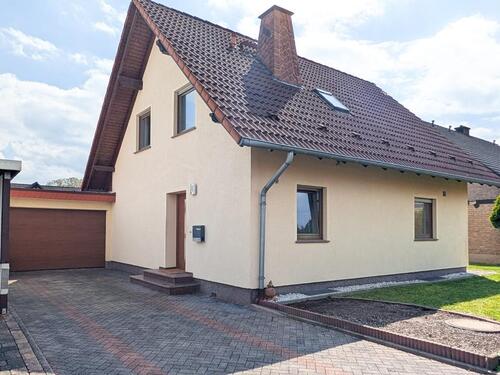 Foto - Familienfreundliches Haus in ruhiger Lage von Steinheim