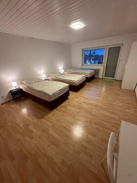 Foto - Große 3 Zimmer Monteurwohnung in Heidelberg - Dossenheim für 8 Personen, nähe Autobahn (2.OG 5)