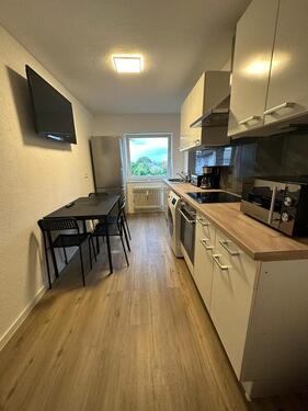 Foto - 3 Zimmer Monteurwohnung in Heidelberg - Dossenheim für 8 Personen, nähe Autobahn (OG 3)