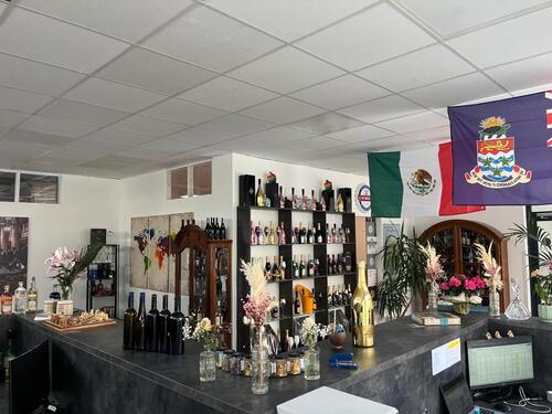 Foto - Ladenfläche mit Büro und Lager - 1.000,00 EUR Kaltmiete,