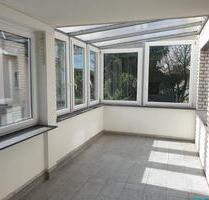 Schöne 3 Zimmer Eigentumswohnung mit Wintergarten und Garage frei - Langenfeld (Rheinland)