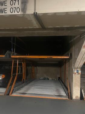 Foto - Doppelparker (Parkerlift) – Garagenstellplatz