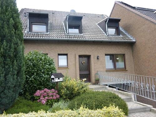 Foto - 2 Fam. Haus - 450.000,00 EUR Kaufpreis,