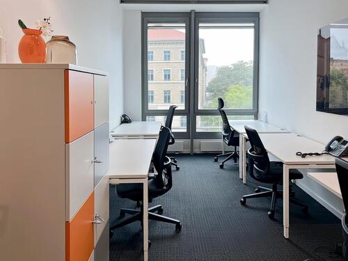 Foto - Coworking-Bereich in Regus City Plaza