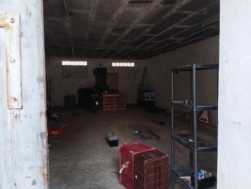 Foto - Halle zu vermieten - 300,00 EUR Miete,