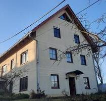 Schöne, sehr ruhig gelegene 2 Zimmer Wohnung mit Gartenanteil - Meißen