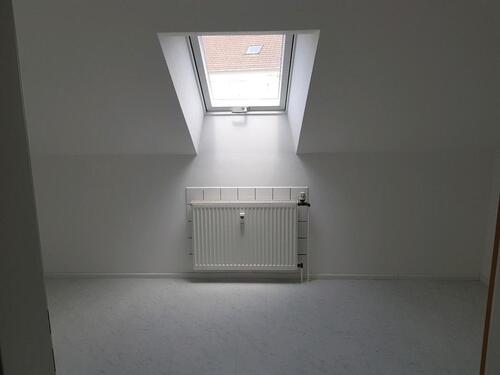 Foto - Dachgeschoßwohnung in Neuhof zur Miete