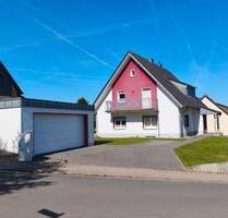 Gepflegtes freistehendes Zweifamilienhaus in Kürten Dürscheid