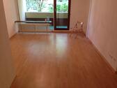 Foto - Schöne 3-Zimmer-Hochparterre-Wohnung mit Balkon + EBK in Laatzen
