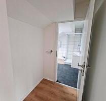 Helle 2-Zimmer DG-Wohnung NEUBAU - Frankfurt am Main West