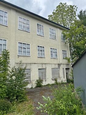 Foto - Mehrfamilienhaus, Wohnhaus in Helmbrechts zum Kaufen