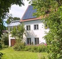 Historisches Anwesen in Wildenberg - 280qm WF, 3150qm Grund