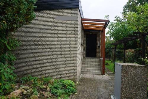 Foto - Haus, Bungalow mit Garten und Garage in Hannover Wettbergen