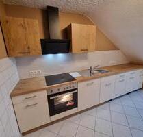 3-Zimmer-Dachgeschoß-Wohnung (+Küche, Bad WC), ca. 60m2 - Rehau