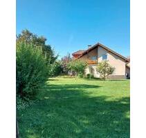 Helle 3 Zimmer Wohnung mit Balkon und Garten - Lauchheim