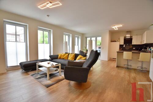 Foto - Schöne, barrierefreie 3-Zimmer-Wohnung mit hochwertiger Einbauküche und Tiefgarage