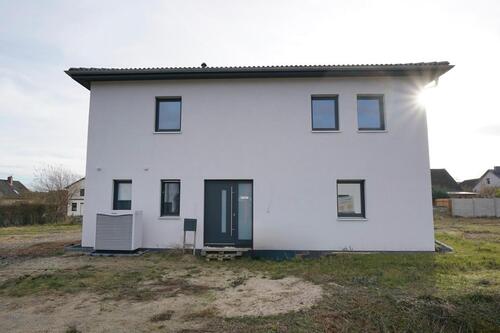 Foto - 5 Zimmer Einfamilienhaus zum Kaufen in Bahrdorf