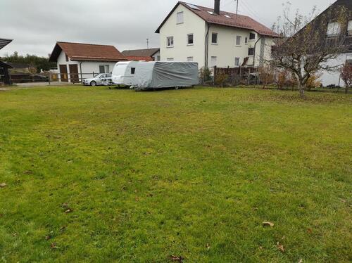 Foto - Stellplätze PKW, Wohnwagen, kl. Hänger