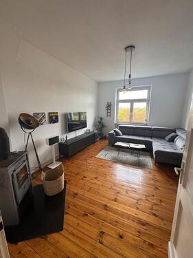 Foto - Traumhafte 2 ZKB Altbauwohnung mit Blick auf die Fulda