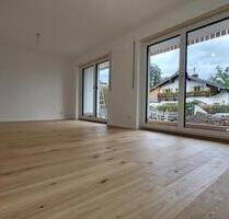 Erstbezug: Moderne Erdgeschosswohnung, große Terrasse, Erker - Oberaudorf