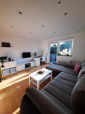 Foto - schöne 2 Zimmer - Wohnung mit Balkon 1. OG ohne Provision