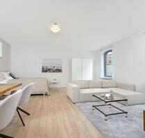 Frisch sanierte, zentrale und helle 2-Zimmer-Wohnung (unmöbliert) - Hamburg Hamburg-Mitte
