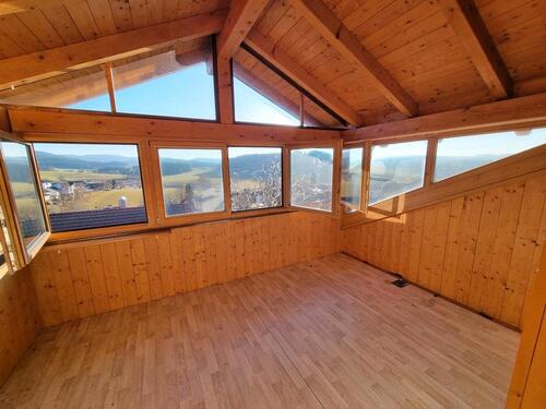 Foto - 90 m² Mietwohnung, 3R, EBK, Pellets, Weitblick