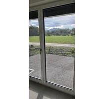 2.5 Zimmer Traumwohnung Neubau - 1.100,00&nbsp;EUR Kaltmiete, ca.&nbsp; 60,00&nbsp;m&sup2; in Bernau am Chiemsee (PLZ: 83233)