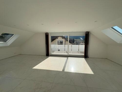 Foto - 2 Zimmer Dachgeschoßwohnung zur Miete in Donzdorf