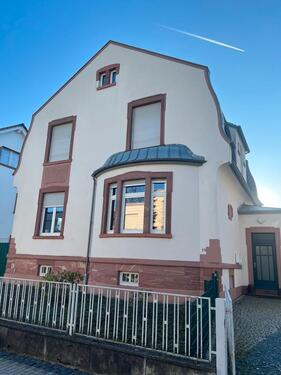 Foto - Helle 3-Zi-Altbauwohnung in Innenstadtlage