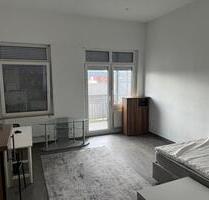 Moderne, voll möblierte 1-Zimmer-Wohnung mit Balkon & Stellplatz - Pfullendorf