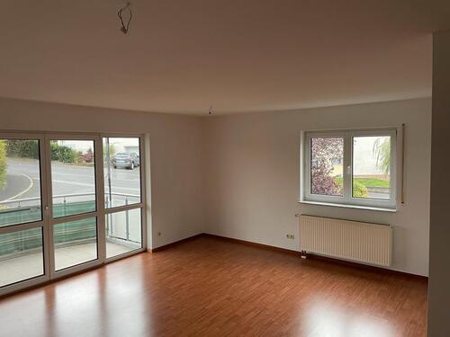 Foto - 3 - Zimmer Wohnung 1.OG 82m² in Lohr - Sendelbach zu vermieten