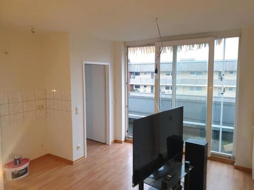 Foto - 2 Zimmer Wohnung , Balkon , Aufzug, Nähe Wiener Platz zu ver