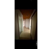 Mietwohnung Altenkessel - 750,00&nbsp;EUR Kaltmiete, ca.&nbsp; 90,00&nbsp;m&sup2; in Saarbrücken (PLZ: 66127) West