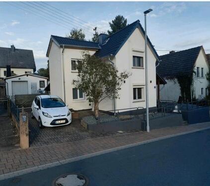 Foto - Einfamilienhaus Garage Hebebühne Niederzeuzheim Provisionsfrei