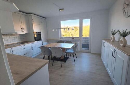 Foto - Attraktive 4-Zimmer Wohnung mit 2 Balkonen in Cronenberg