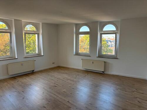 Foto - renovierte 3 - Raum - Dachgeschoss - Wohnung