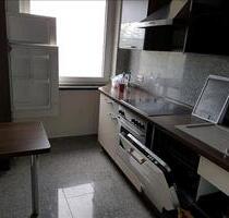 2 Zimmerwohnung, EBK, Badewanne, Balkon, Fahrstuhl, Stellplatz - Wolfsburg Almke