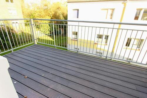 Foto - Gemütliche 2-Zimmer-Wohnung mit Balkon in gepflegtem 6-Parteien-Haus