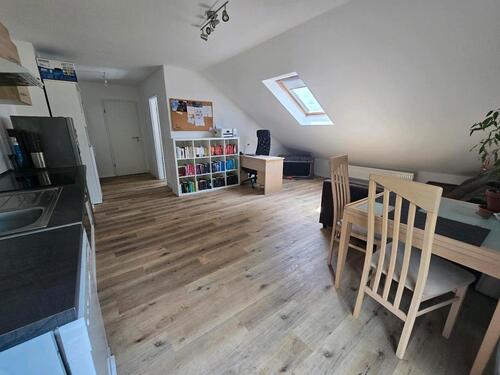 Foto - 2 Zimmer Dachgeschoßwohnung zur Miete in Tübingen
