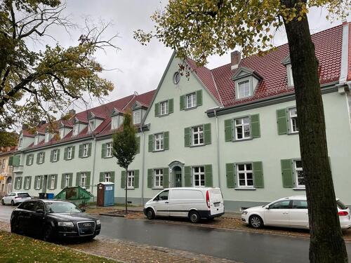 Foto - Große Familienwohnung mit Balkon und Stellplatz in Leuna! Zweitbezug nach Kernsanierung