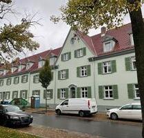 Große Familienwohnung mit Balkon und Stellplatz in Leuna! Zweitbezug nach Kernsanierung